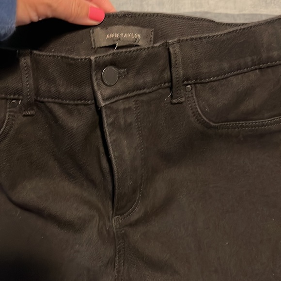 NWOT Ann Taylor black skinny jeans - Picture 2 of 4